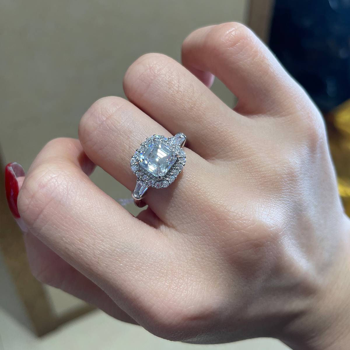 阿斯切方钻S925银镀白金女戒定制选款主石莫桑钻2.0ct/副石高碳钻